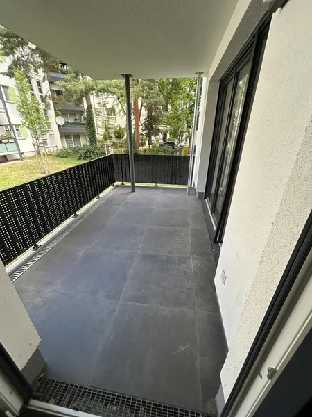 moderne 3 Zimmer-Wohnung mit Terrasse zu vermieten — photo 1